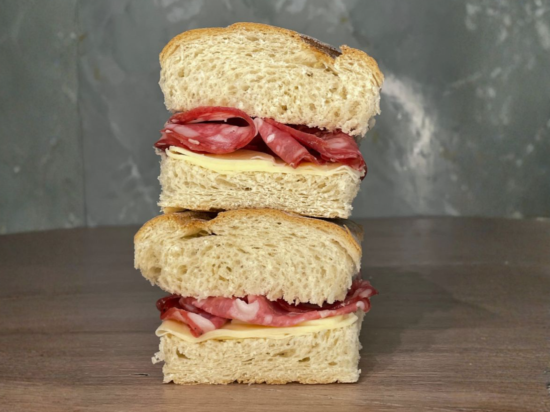 Salame y queso