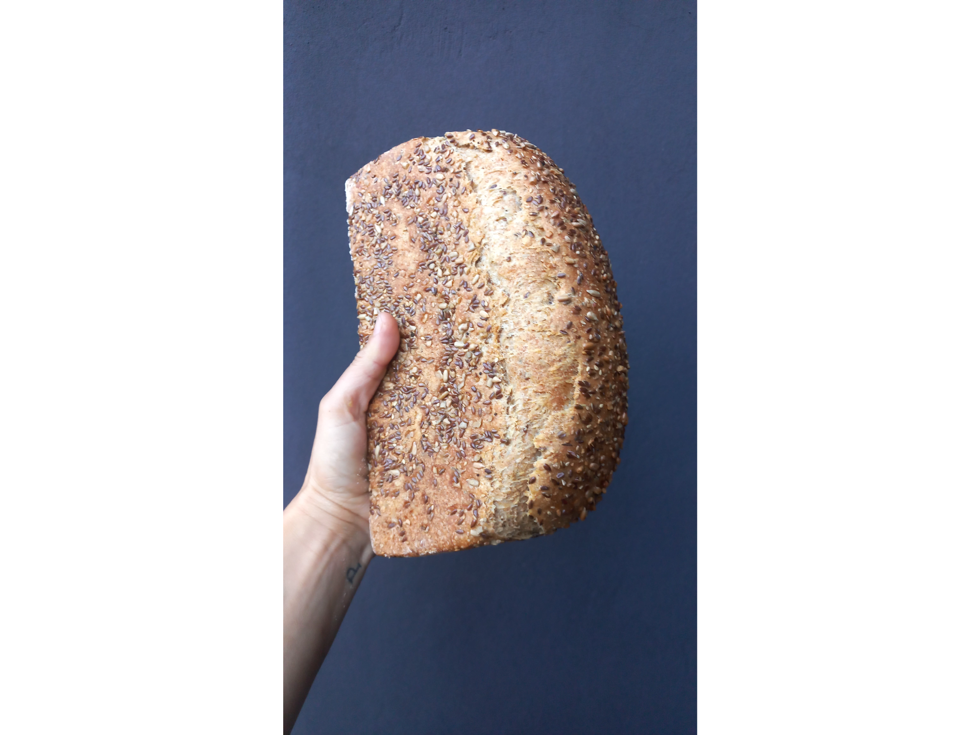 Pan semi integral lactal con masa madre