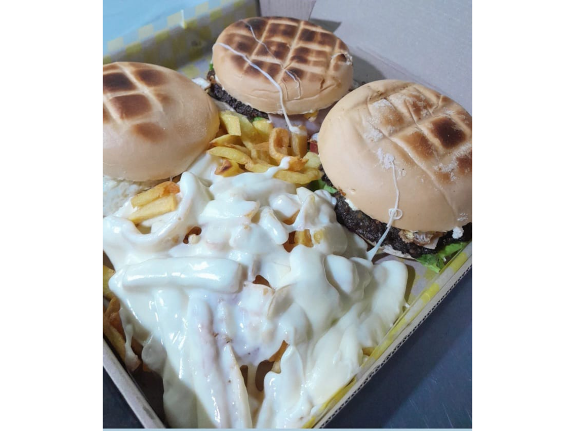 PROMO 3 HAMBURGUESAS + PAPAS GRATINADAS