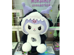 KUROMI CON MANTA