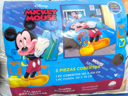 Acolchado con corderito infantil de Mickey