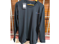 Camisetas térmicas color negro talle M, L