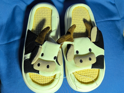 Pantuflas de dama vaquita color blanca número 40-41