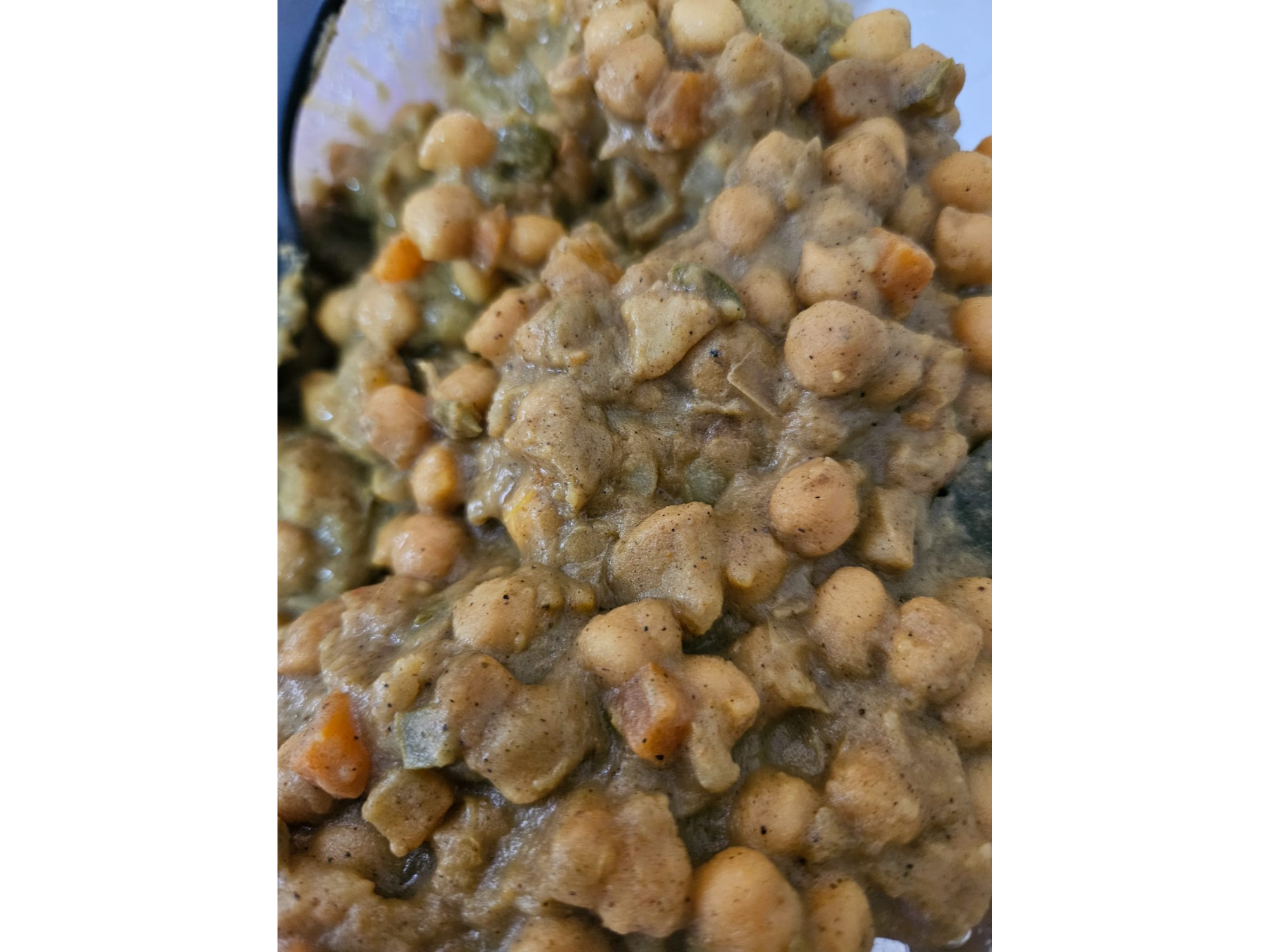 Curry de garbanzos con verduras y arroz yamani