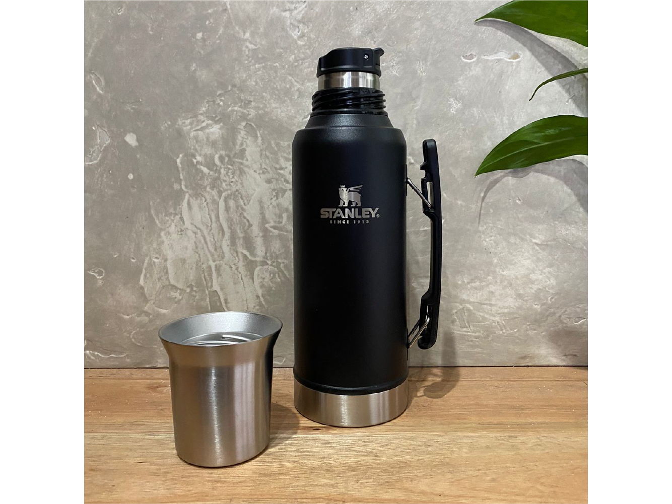 Termo system Negro 1 litro