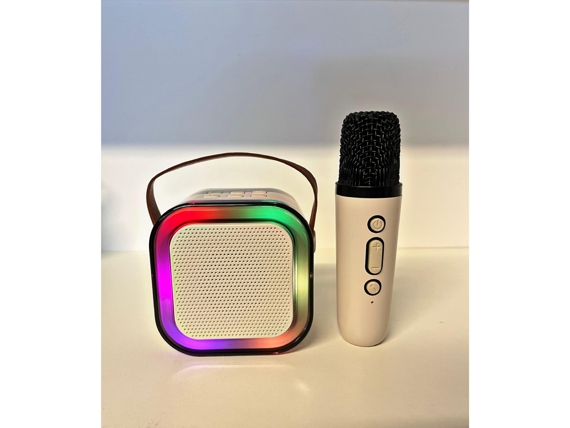 Parlante mini con microfono