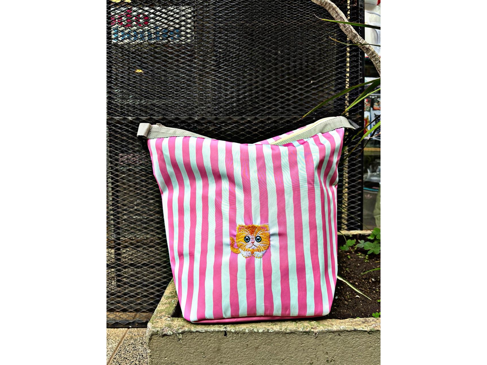 LUNCHERA TERMICA 145GR A RAYAS