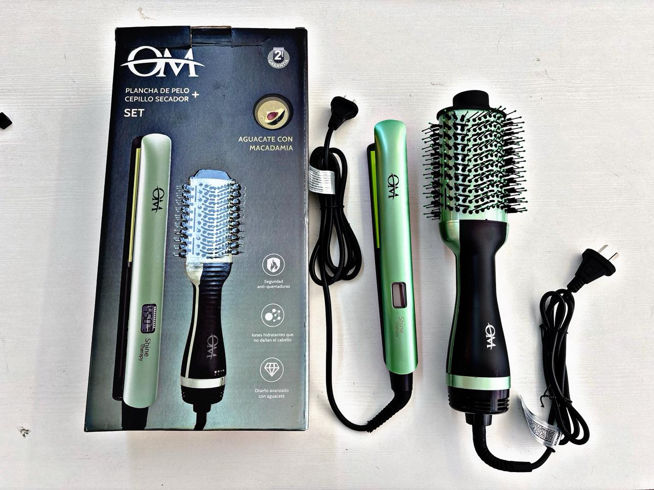 SET OM DE PLANCHITA + CEPILLO SECADOR COD OM 1780