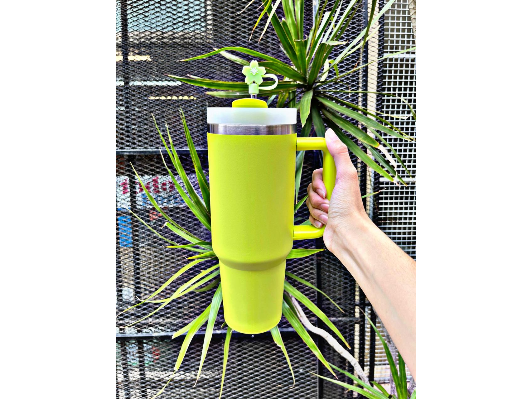 VASO QUENCHER 1.2L CON BOMBILLA CON APLIQUE