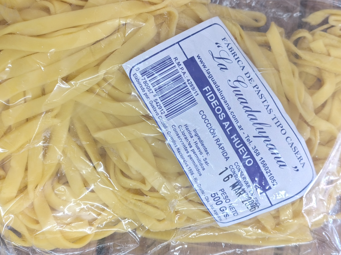 Fideos caseros anchos, 500grs