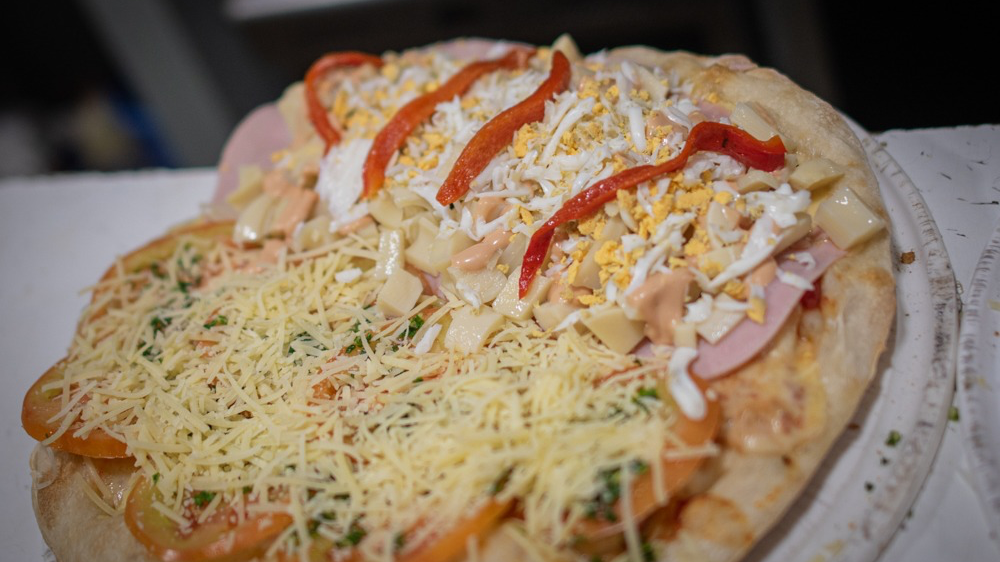 PIZZA MEDIANA MITAD Y MITAD
