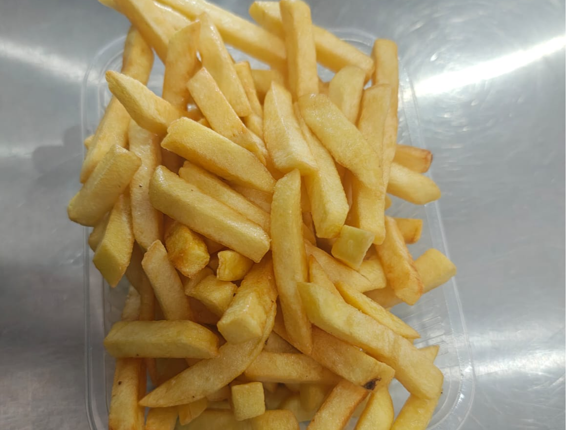 BANDEJA MEDIANA DE PAPAS FRITAS