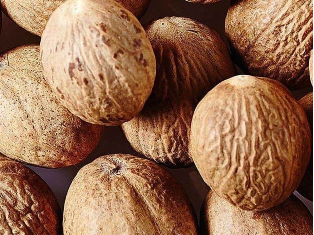 Nuez moscada en grano