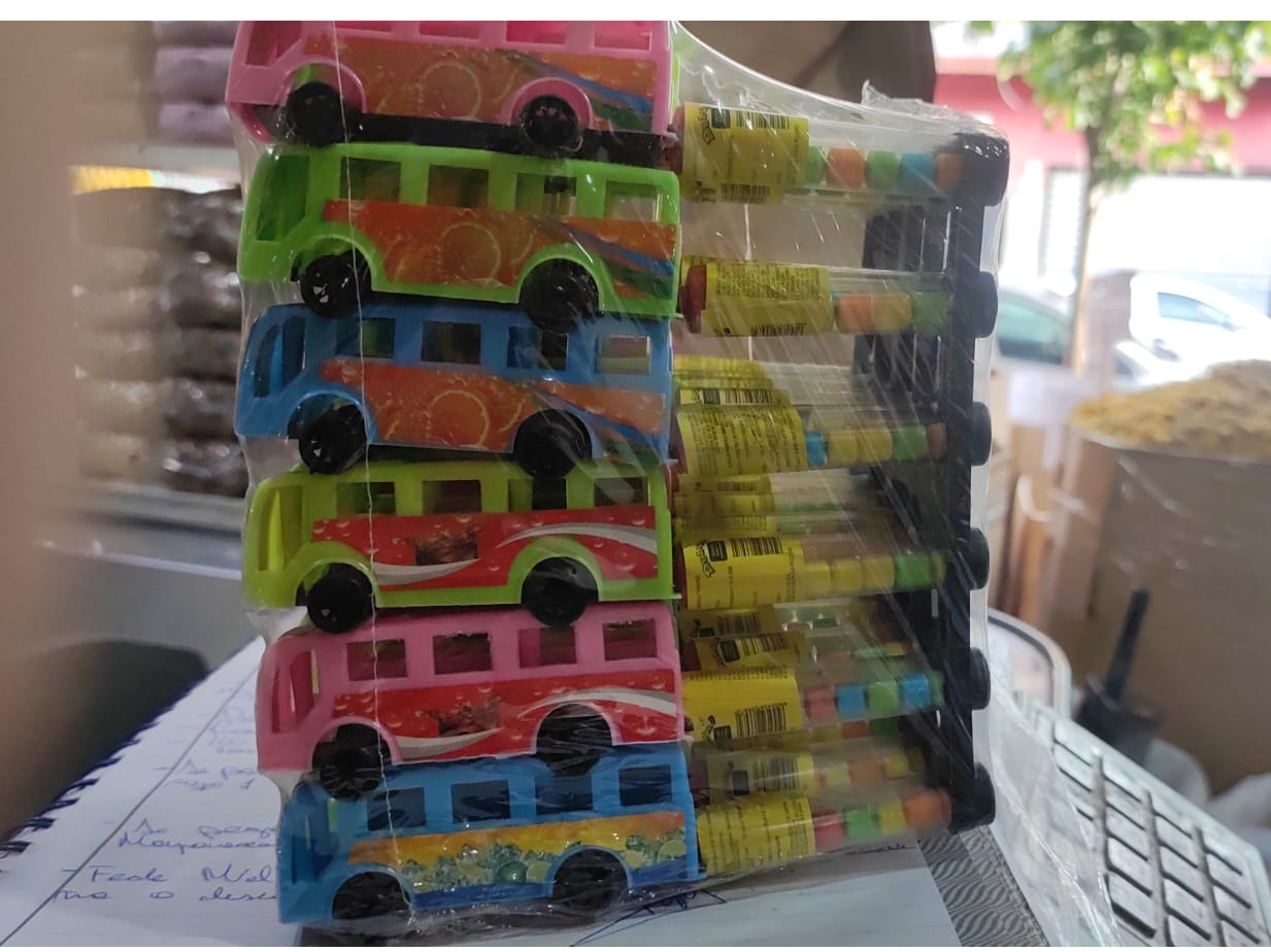 caramelo con juguete (30 unidades)