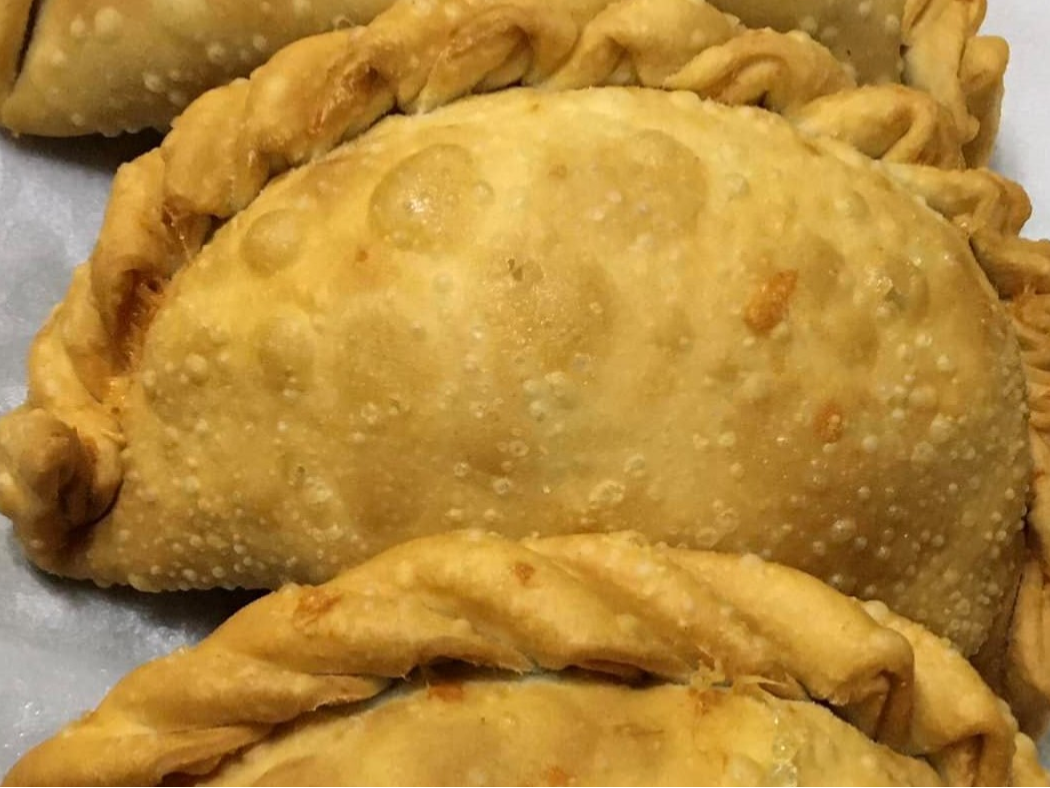 Queso carne mechada choclo