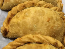 Queso carne mechada champiñón