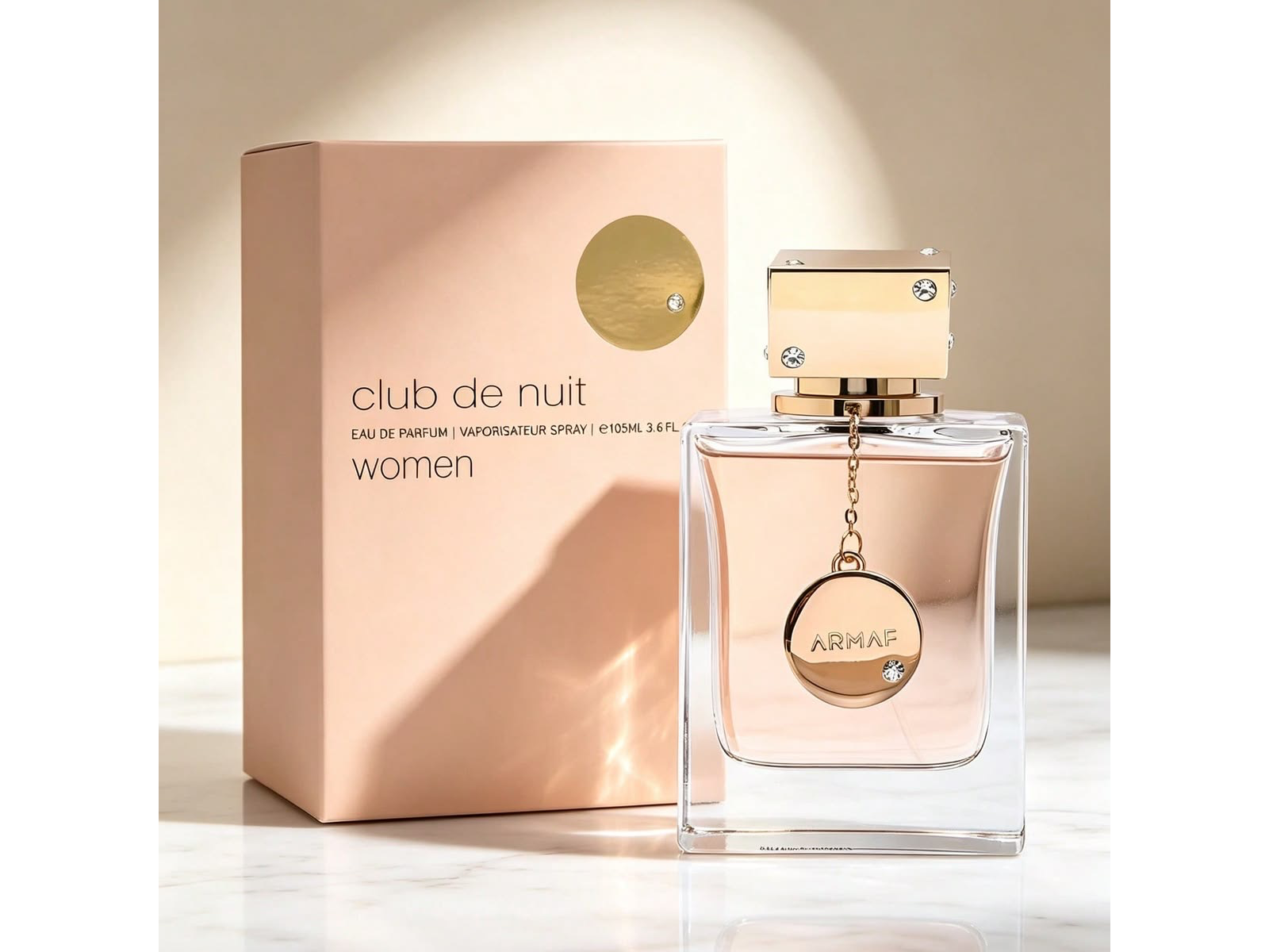 Club de Nuit Woman