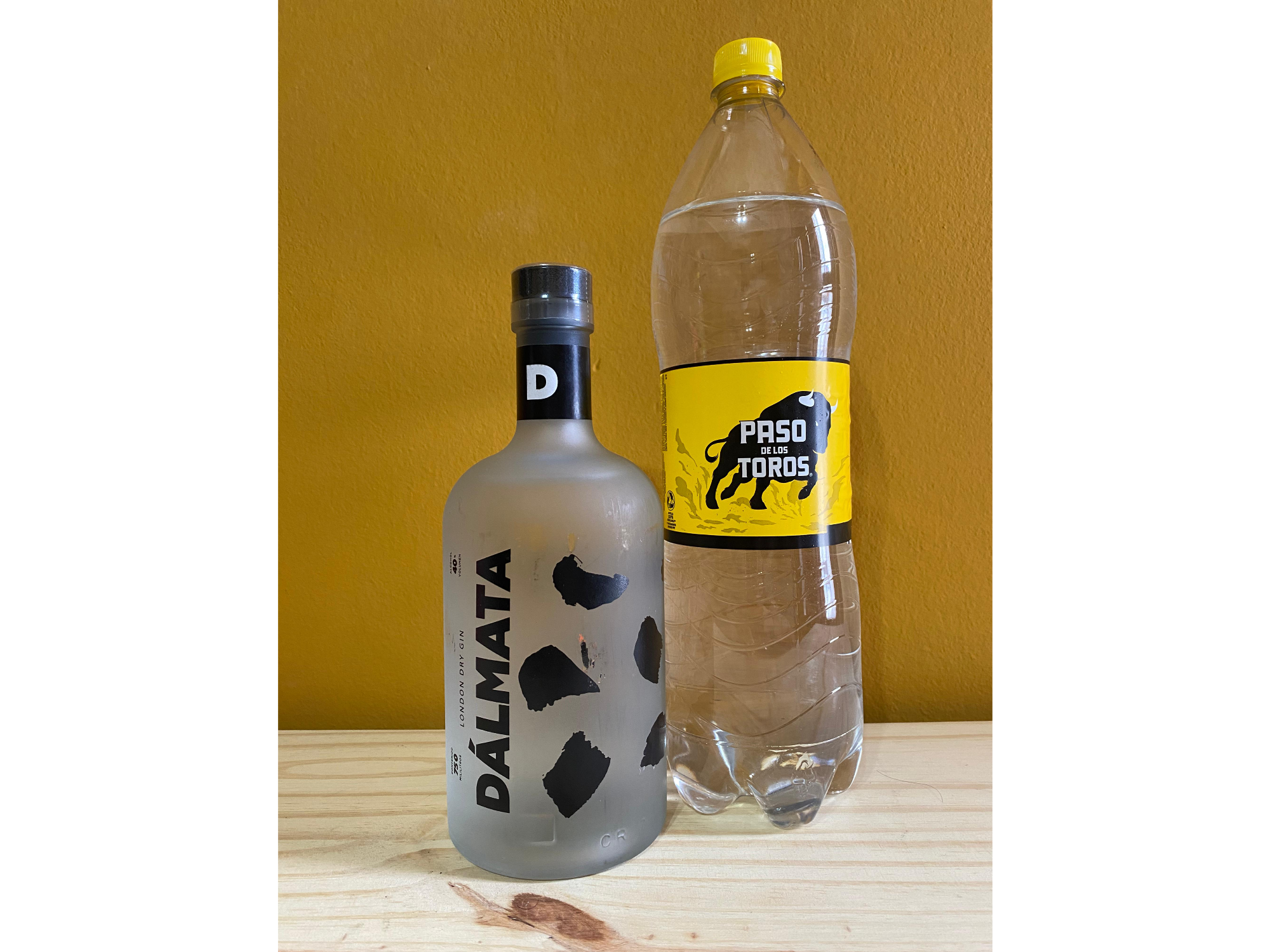 GIN COMUN DALMATA X TONICA 1,5