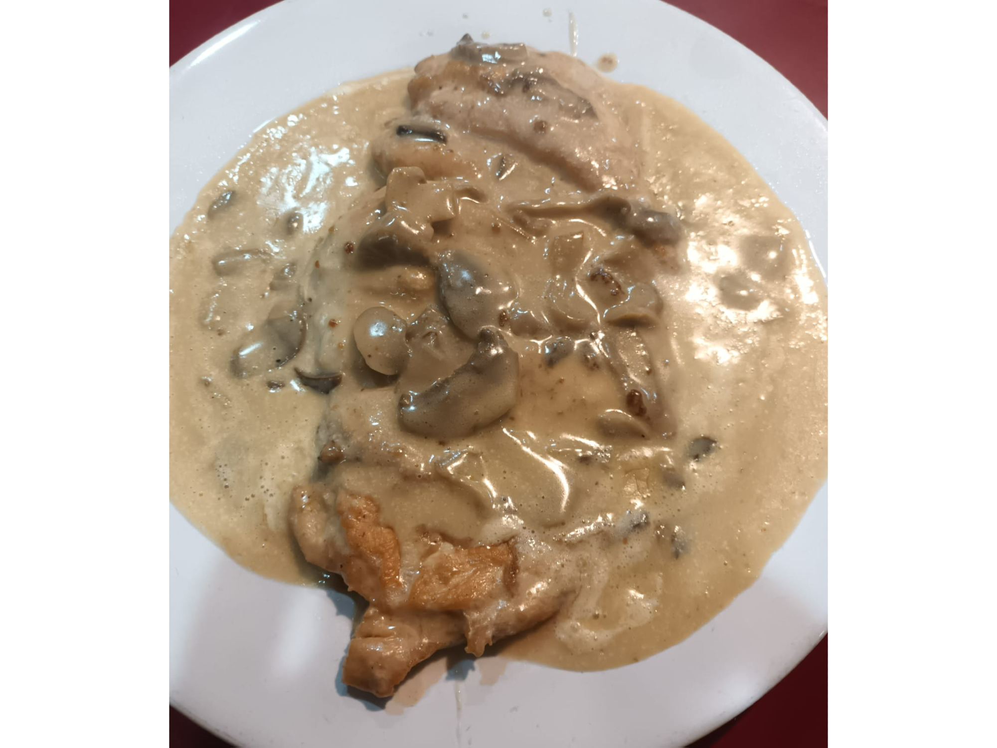 1/4 de Pollo Deshuesado al Champignon