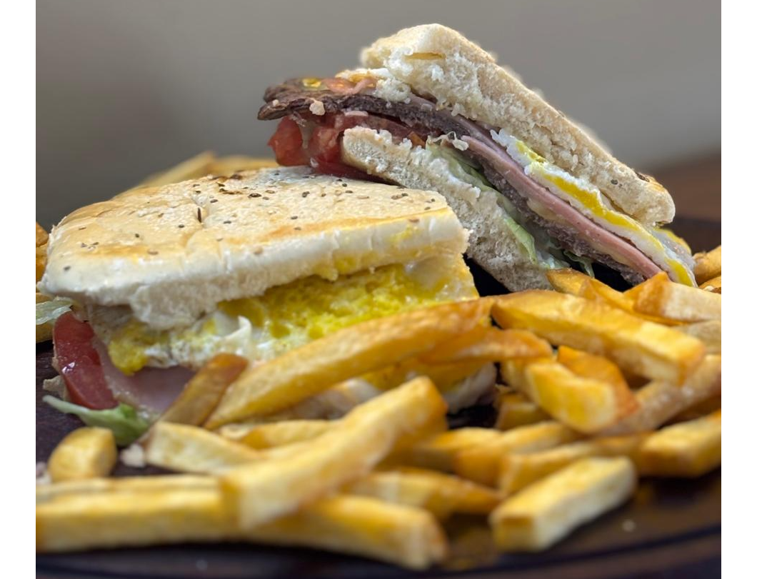 2 lomos completos+ gaseosa linea pepsi 1,5L