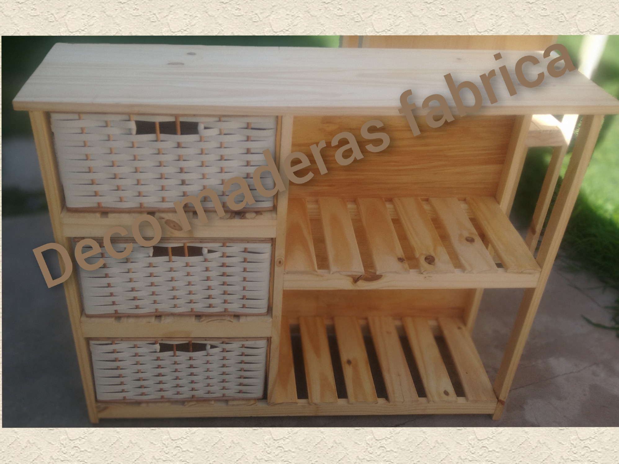 Mesa organizadora con cajones de pino /zuncho