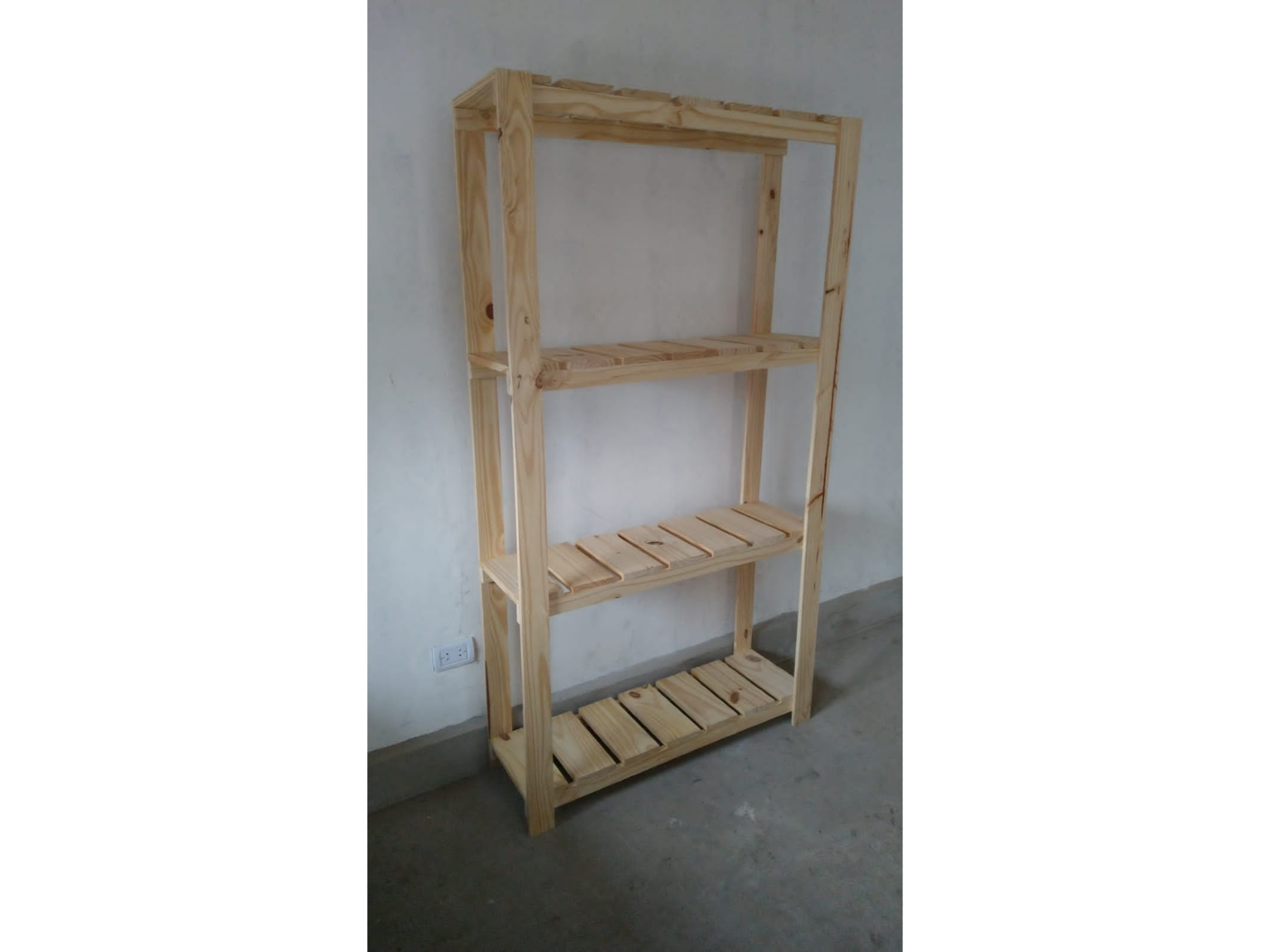 Estantería maciza tc