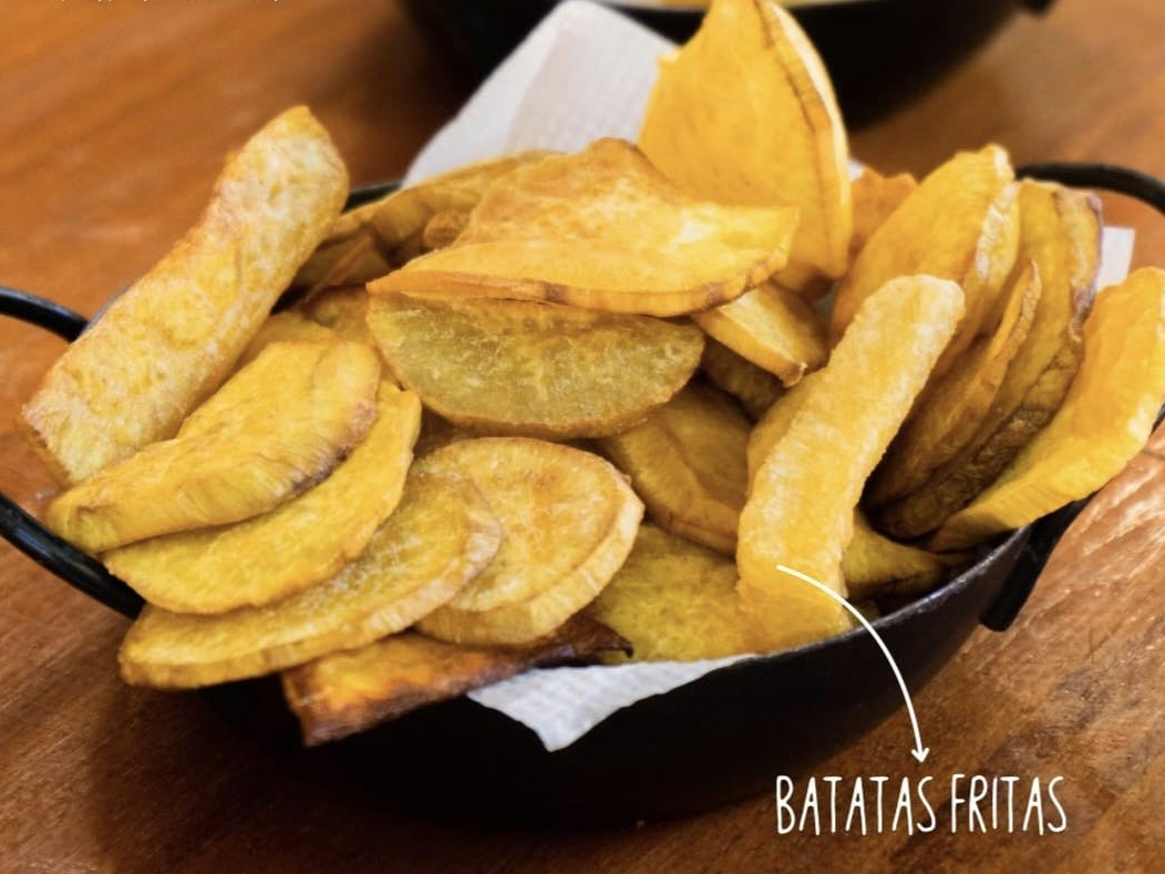Batatas fritas para compartir 623