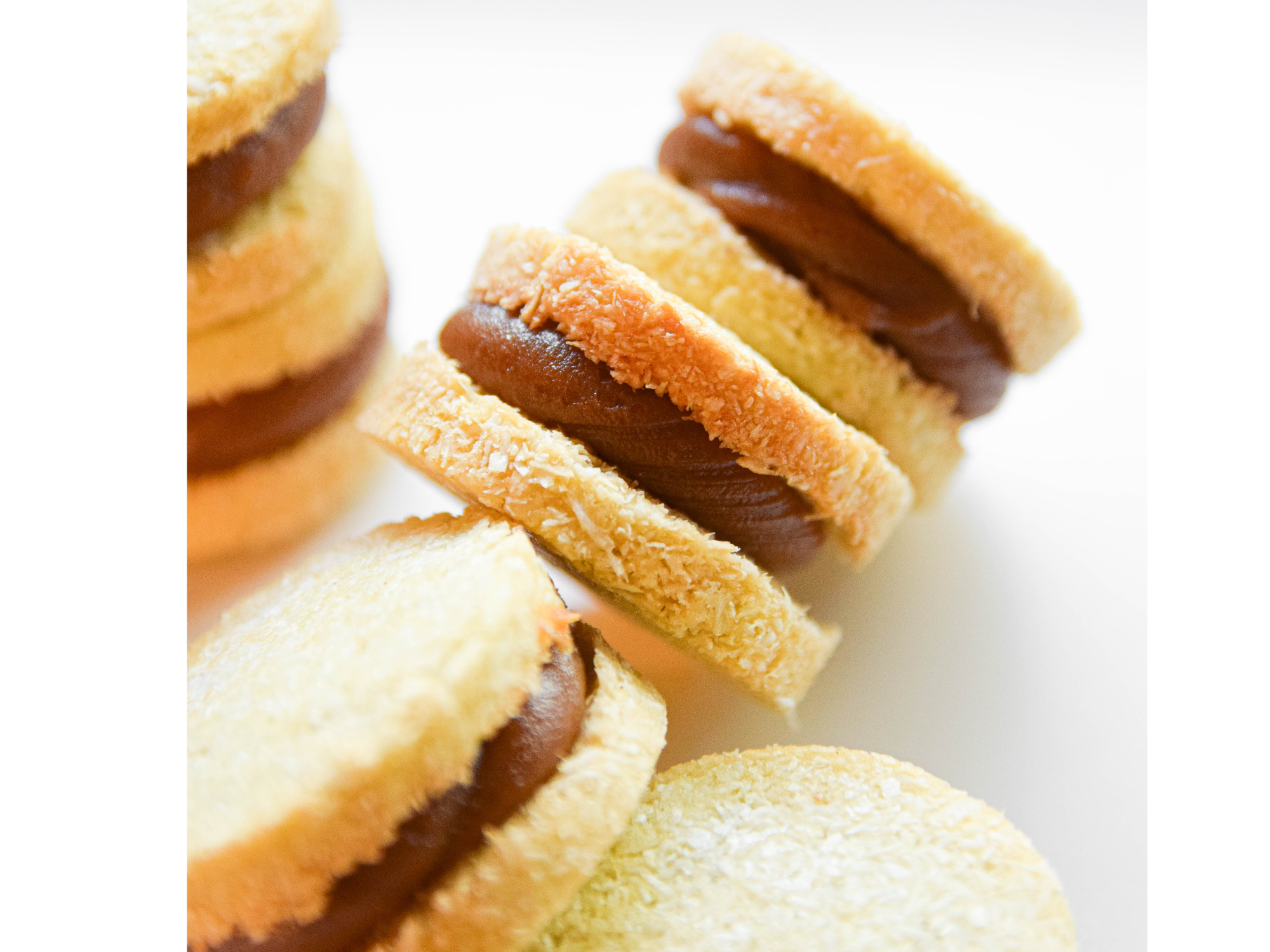 ALFAJORES DE COCO KETO