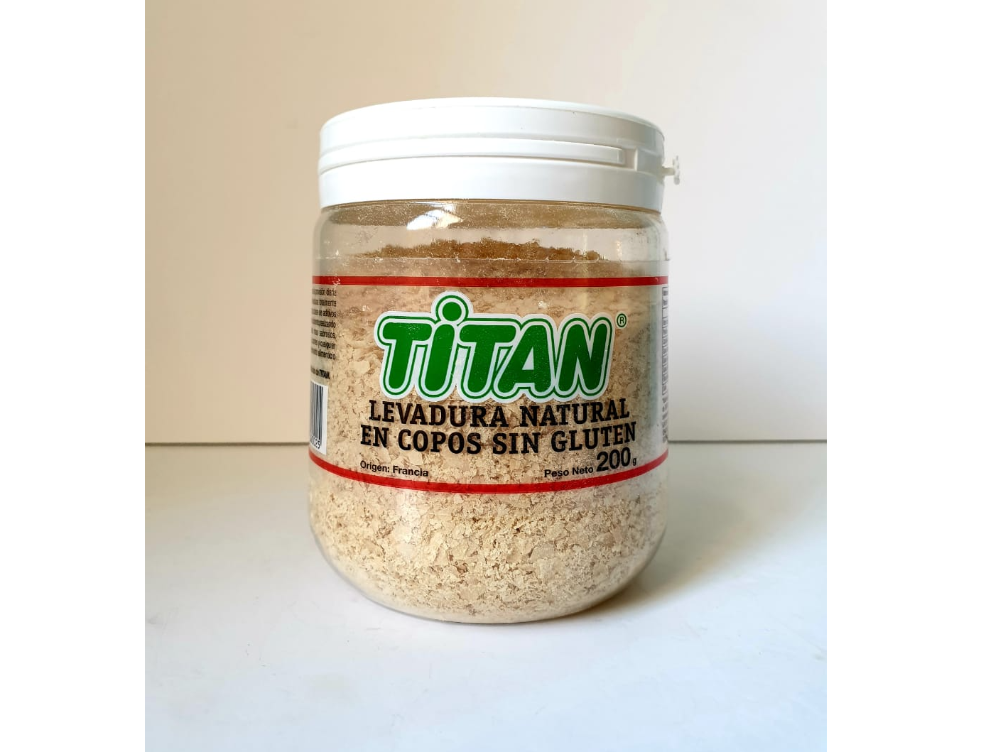 TITAN LEVADURA EN COPOS