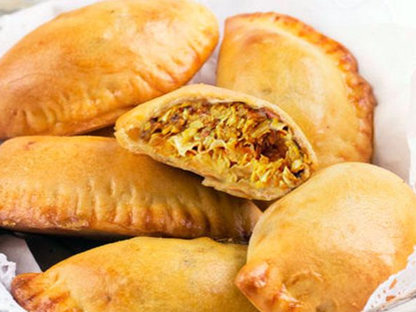 EMPANADA DE POLLO (Congelada lista para cocinar)