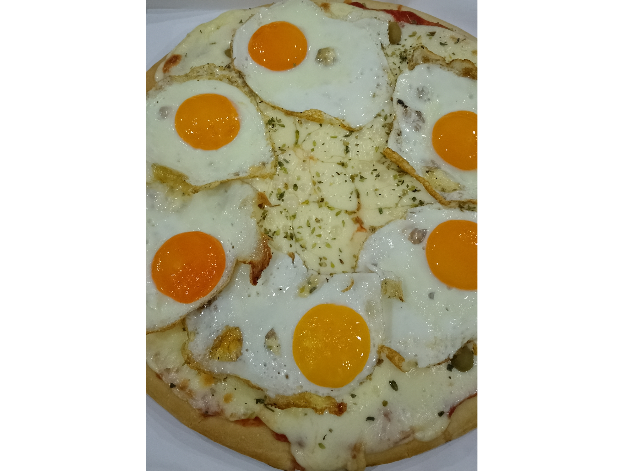 Mozzarella y huevos fritos