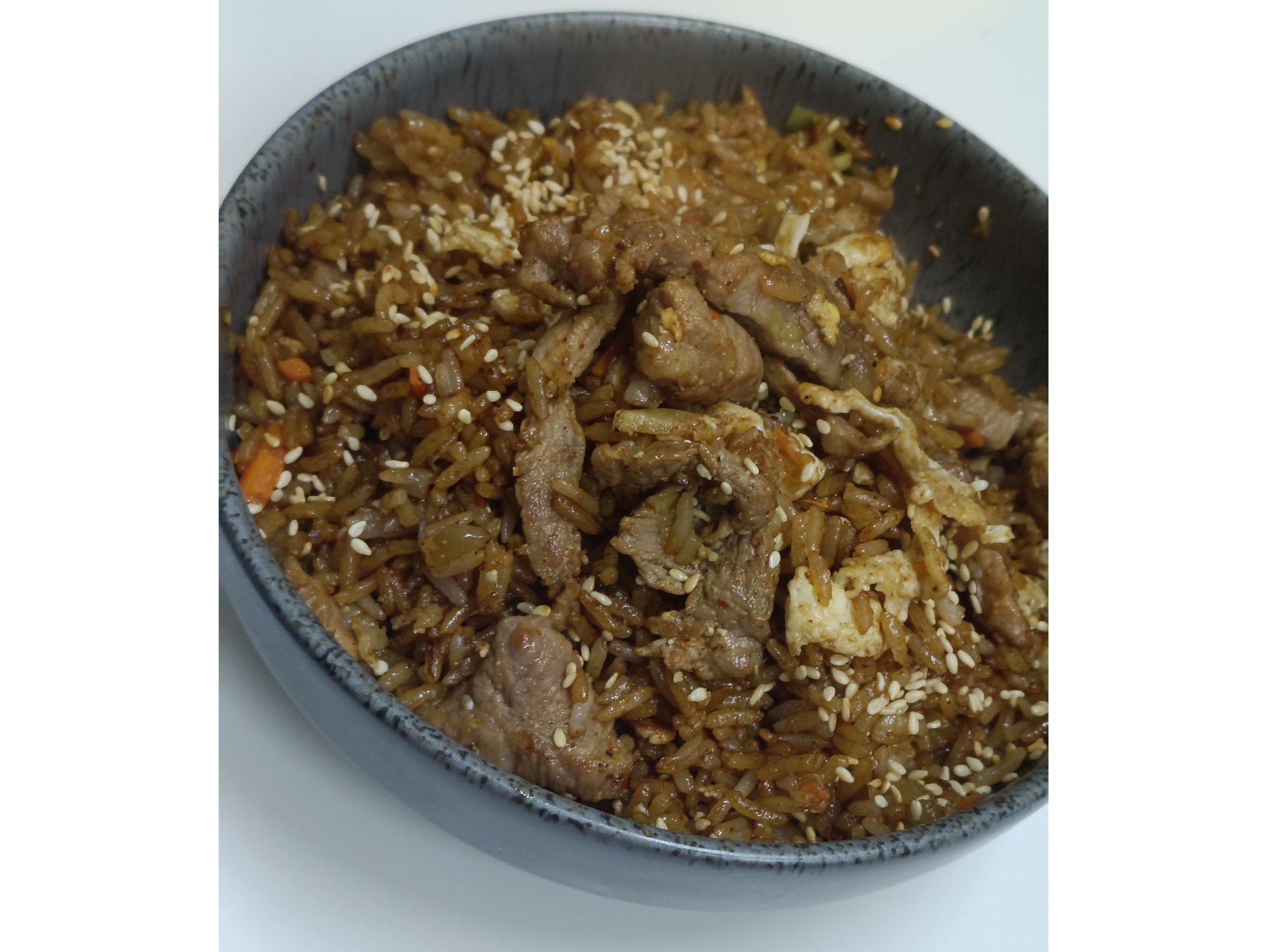 Arroz chaofan cerdo
