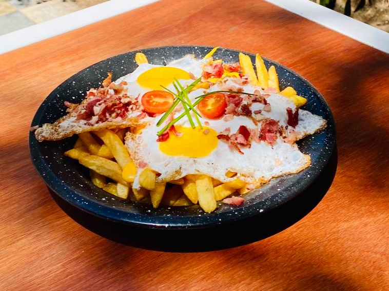 Papas fritass full (porción)