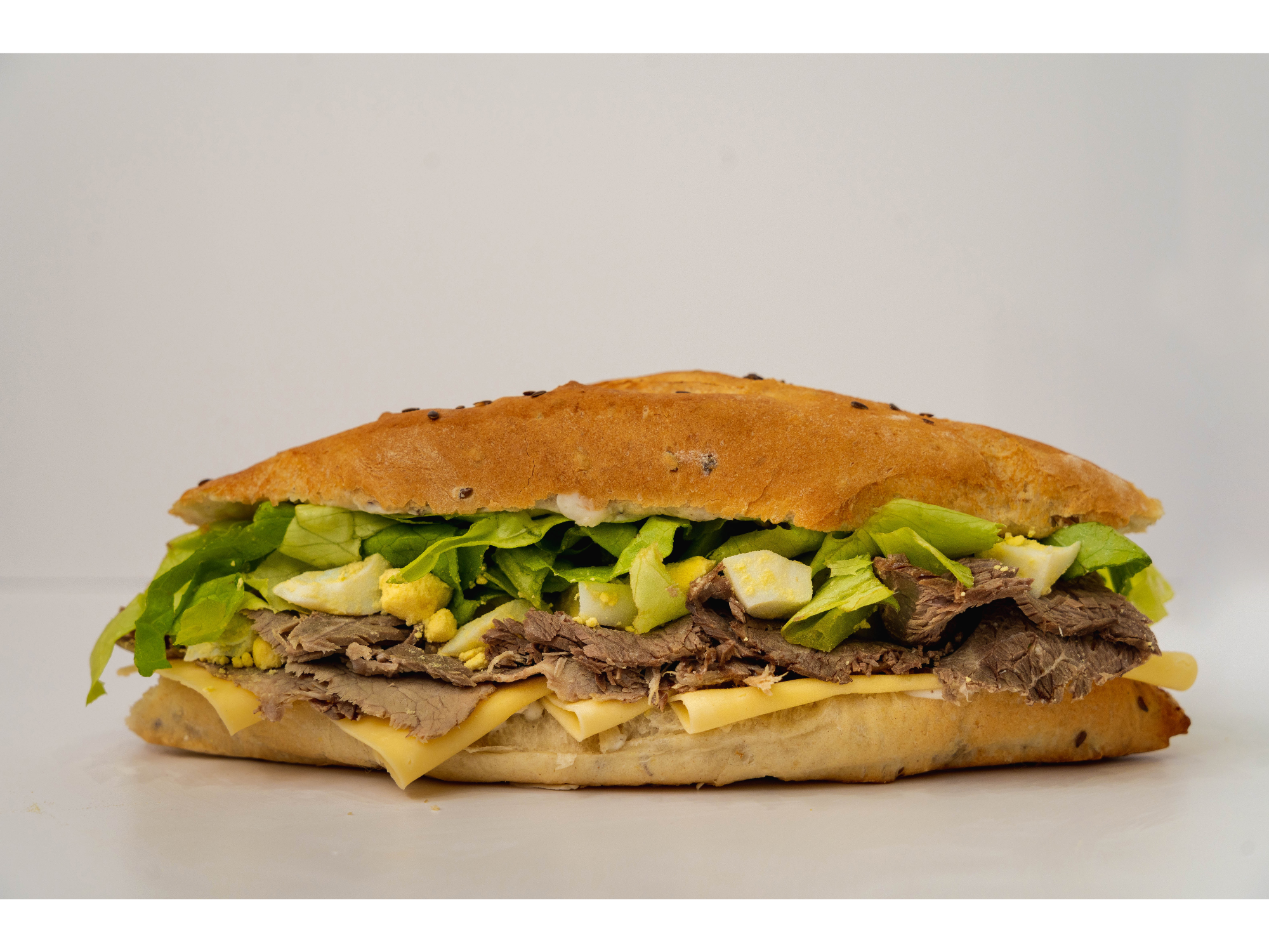 TERNERA QUESO LECHUGA Y HUEVO