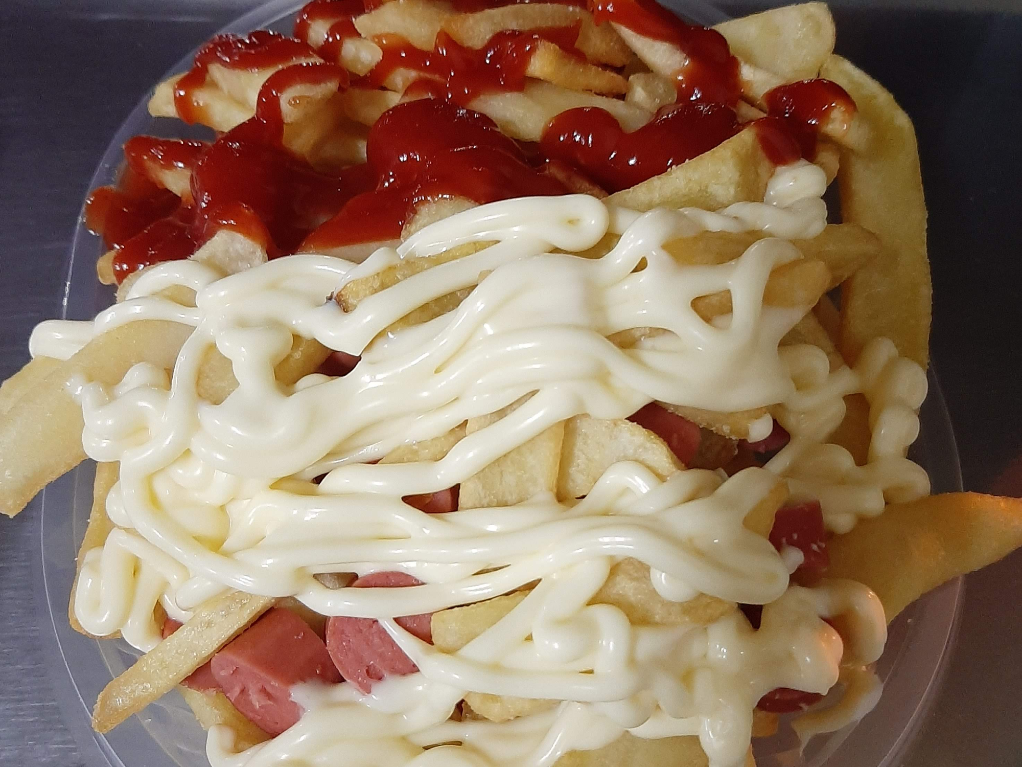 Salchipapa para compartir