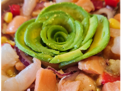 2 ceviches salmón y camarón promoción