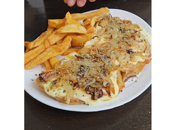 Milanesa fugazeta con papas