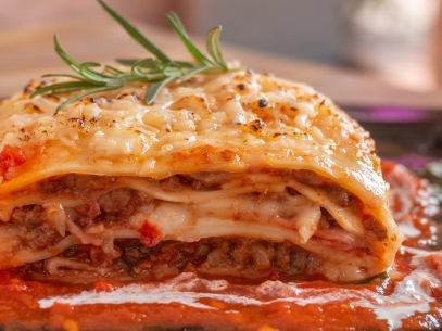 Lasagna de carne, jamón y mozzarella - 2 porciones