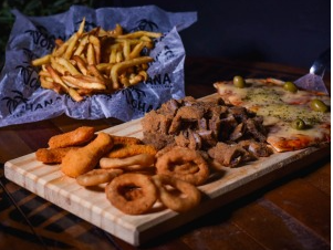Picada caliente de Ohana bar
