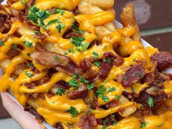 Papas bacon y cheddar