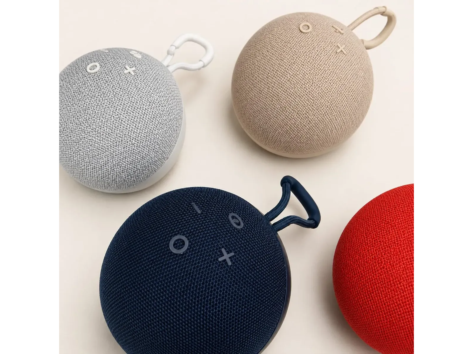Parlante Inteligente Bluethoot Alaxe Rgb Portatil Mini Ipx7