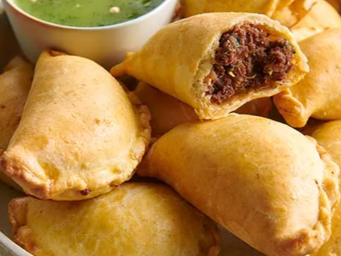 EMPANADAS MASA DE ALMENDRAS