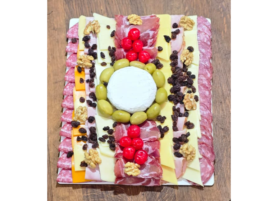 PICADA NAVIDAD 1 CON CAMEMBERT