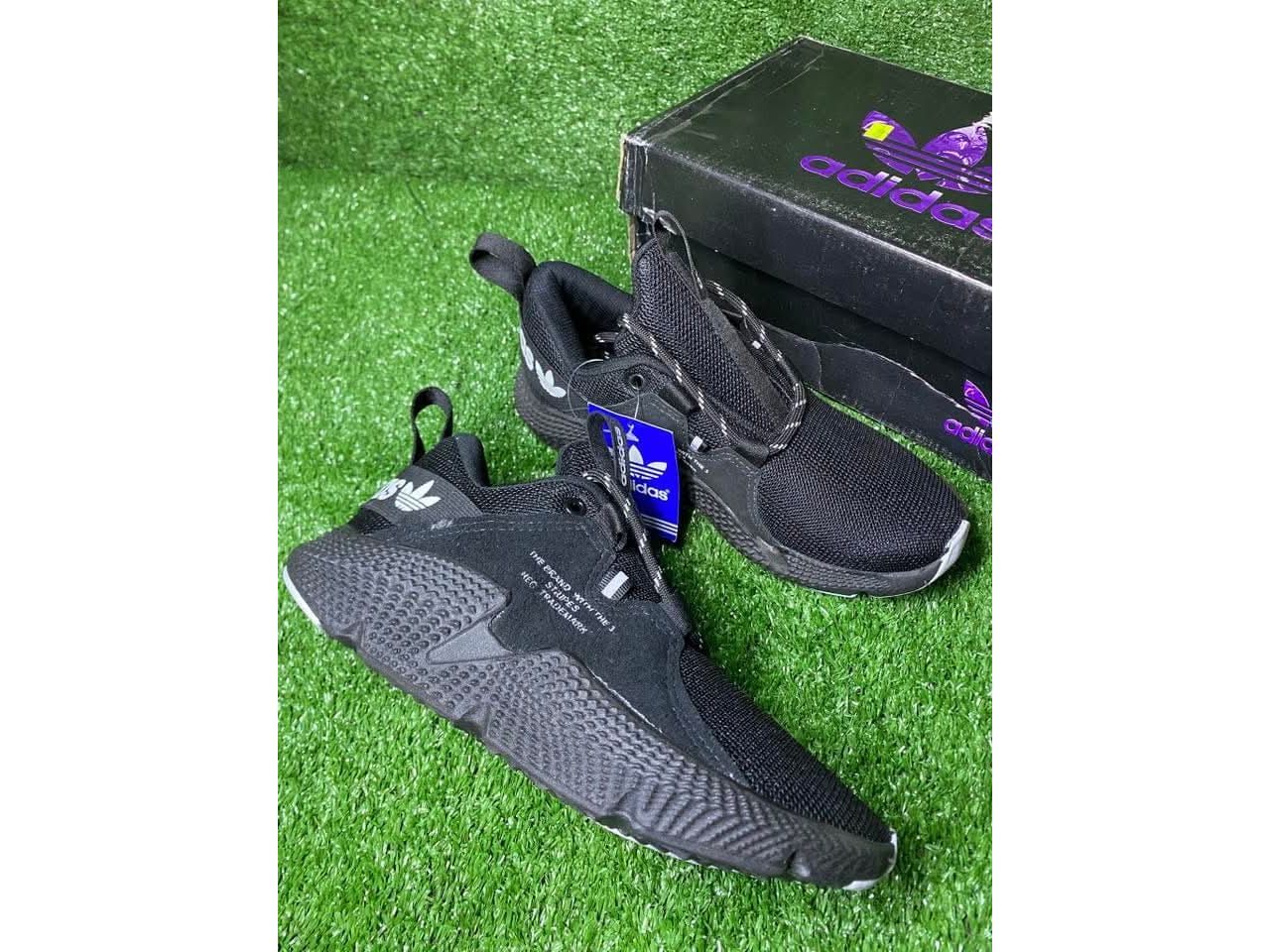 Adidas  negras  talle36