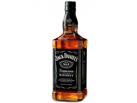 01 botella Whisky Jack Daniel 1 lts N° 7