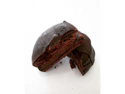 Alfajor de chocolate relleno de dulce de leche y café sin tacc