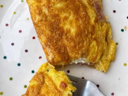 Omellete de Jamón y Queso