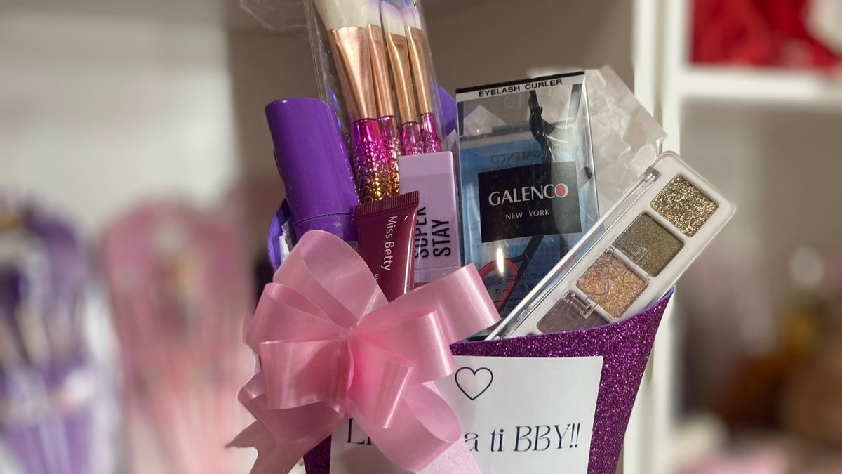 MAQUILLAJE DE OJOS