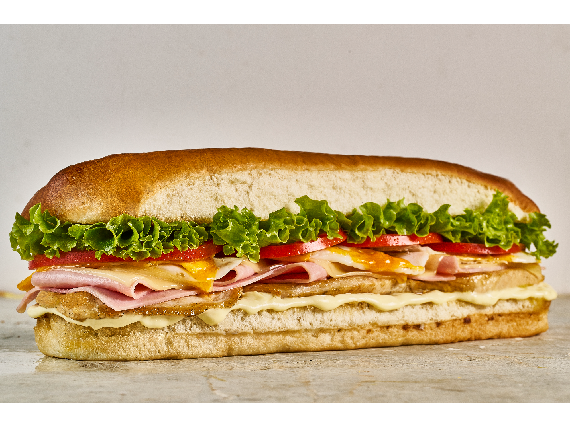 Lomito completo de Pollo grande + papas fritas