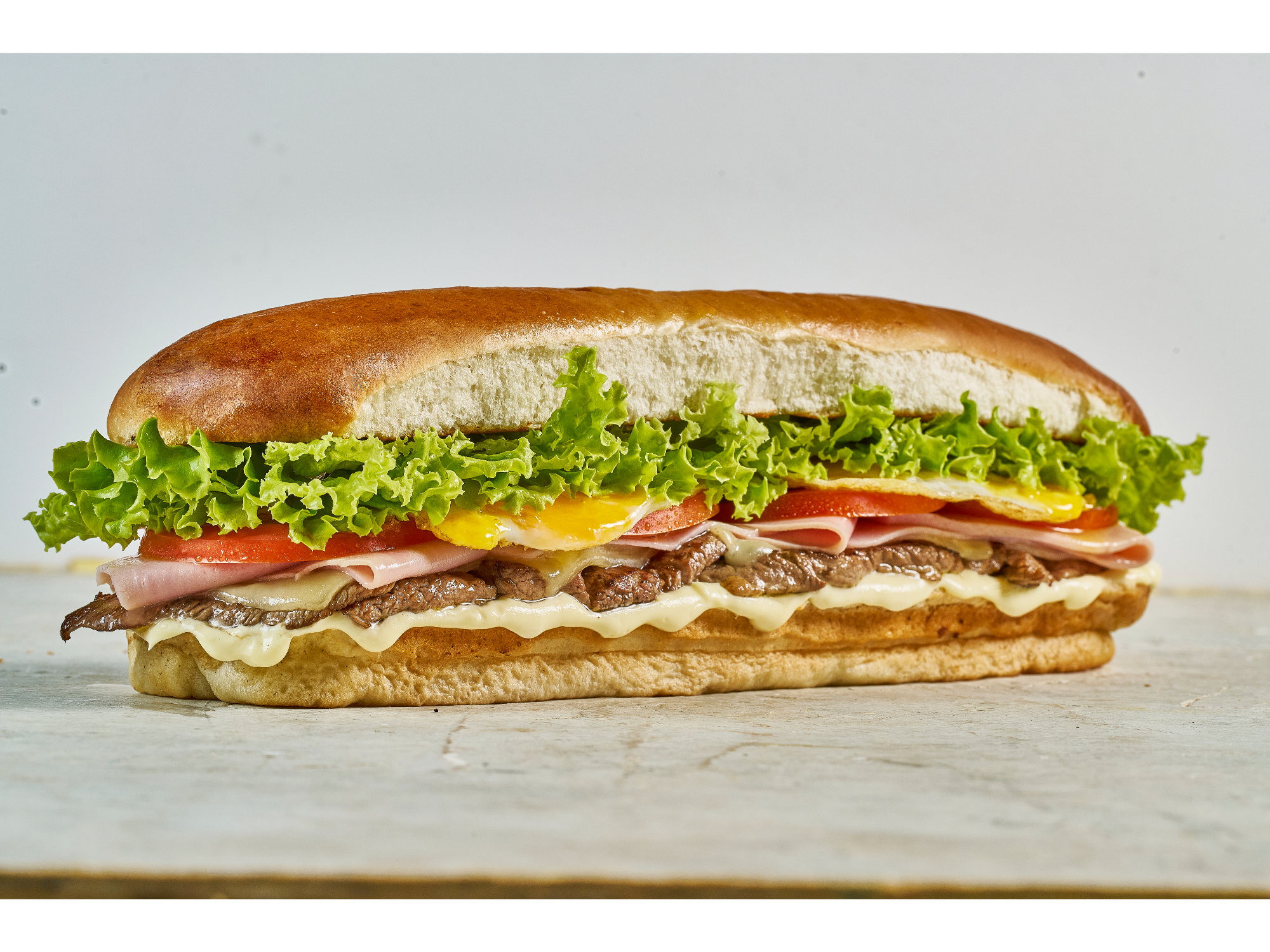 Lomito PANINO Grande + Papas Fritas